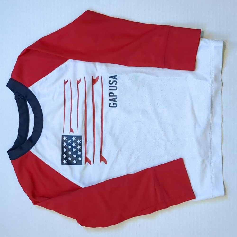 Gap 🏖 Swim Rash Guard